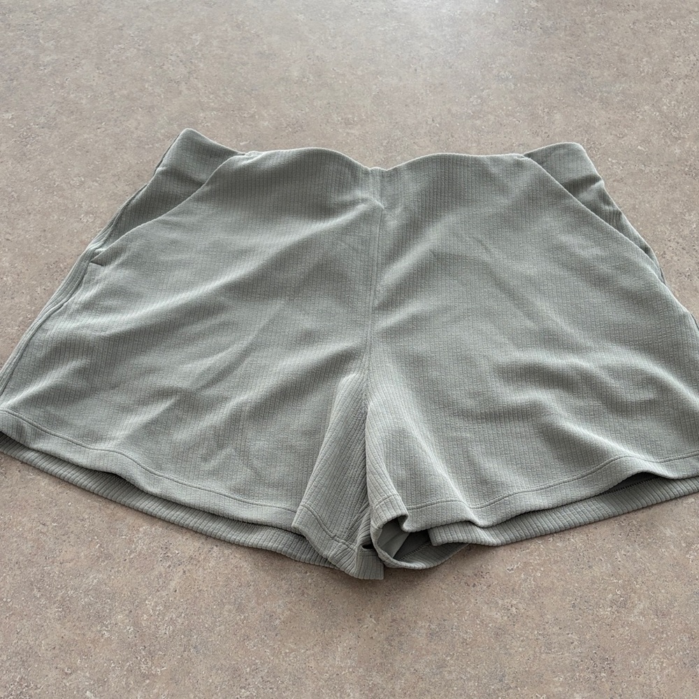 Lululemon Athletica Light Gray Athletic Shorts